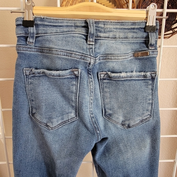 KanCan raw hem skinny - Picture 4 of 5